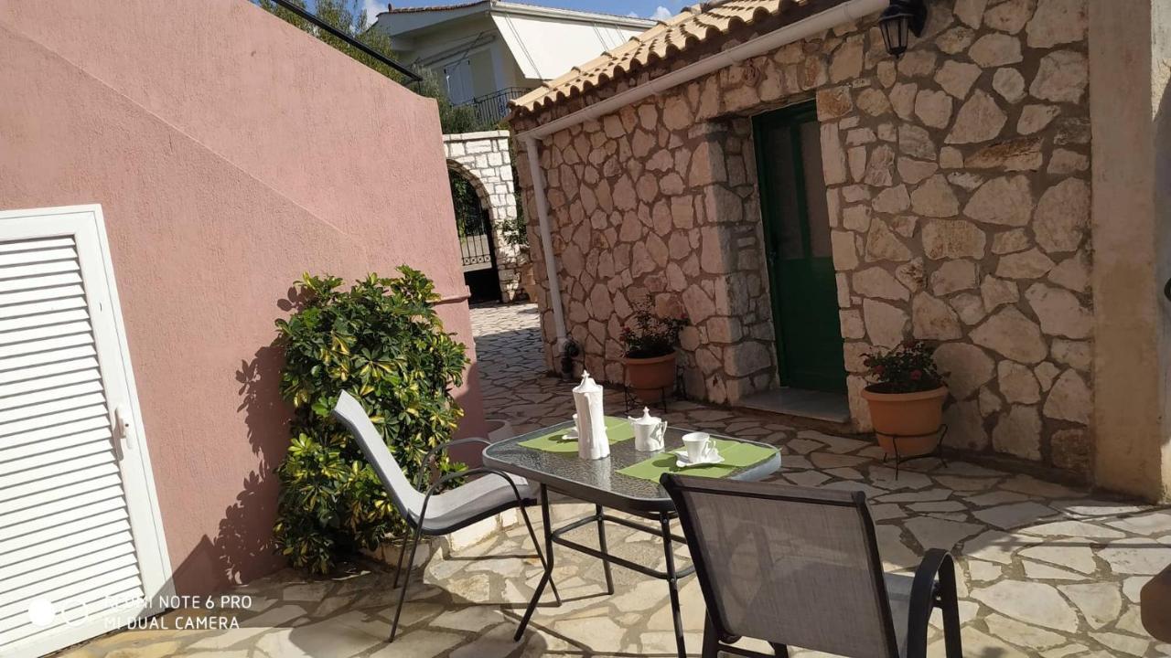 Sofias Cottage Razata Argostoli Exteriér fotografie